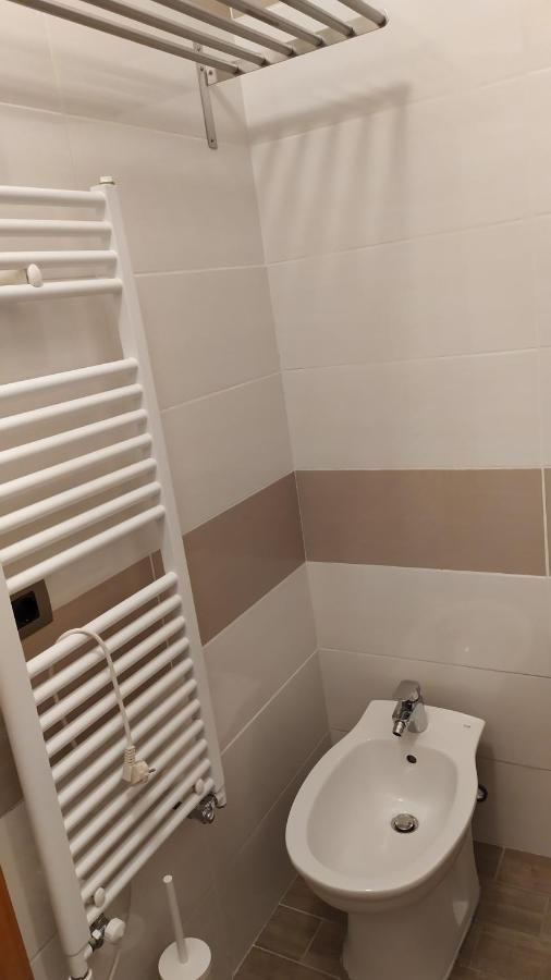 Nero Basalto Azzurro Mare Bed & Breakfast Aci Castello Exterior photo